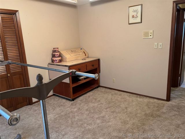 2711 Kingston Street N, Muskogee, OK 74403