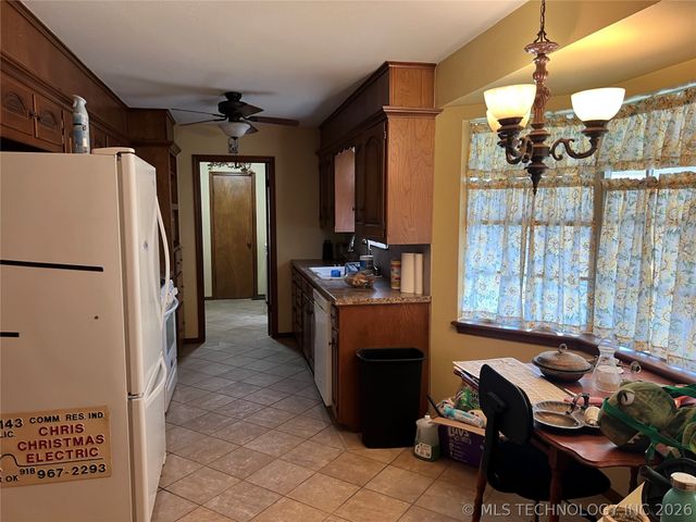 2711 Kingston Street N, Muskogee, OK 74403