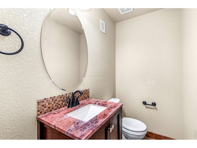 855 Mount Massive St, Berthoud, CO 80513