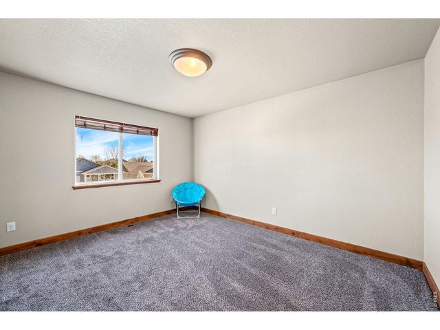 855 Mount Massive St, Berthoud, CO 80513