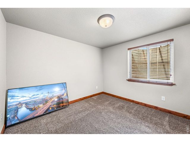 855 Mount Massive St, Berthoud, CO 80513