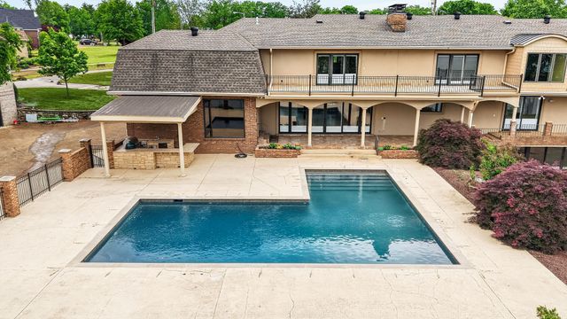 101 Kennett Rd, Old Hickory, TN 37138