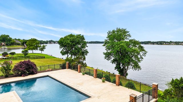 101 Kennett Rd, Old Hickory, TN 37138