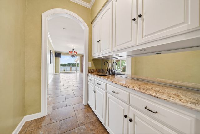 101 Kennett Rd, Old Hickory, TN 37138