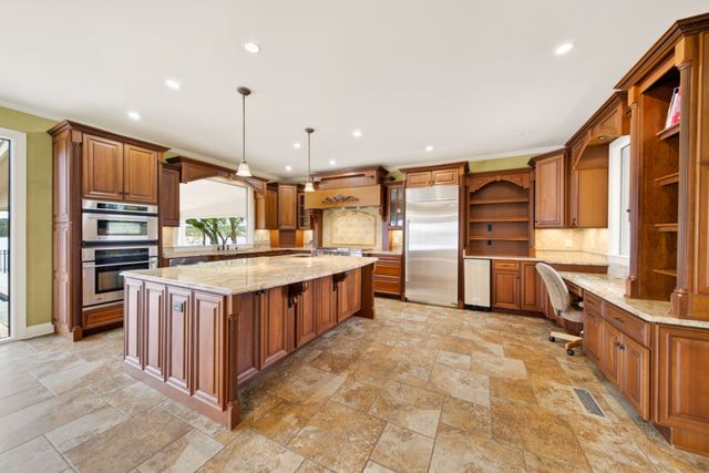 101 Kennett Rd, Old Hickory, TN 37138