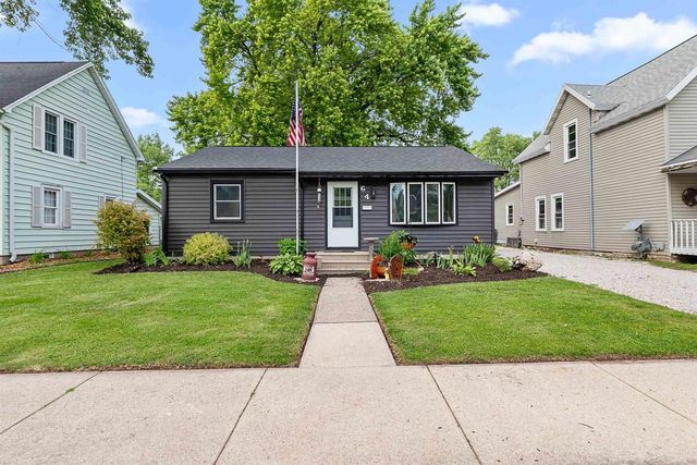 64 CENTER STREET, North Fond Du Lac, WI 54937