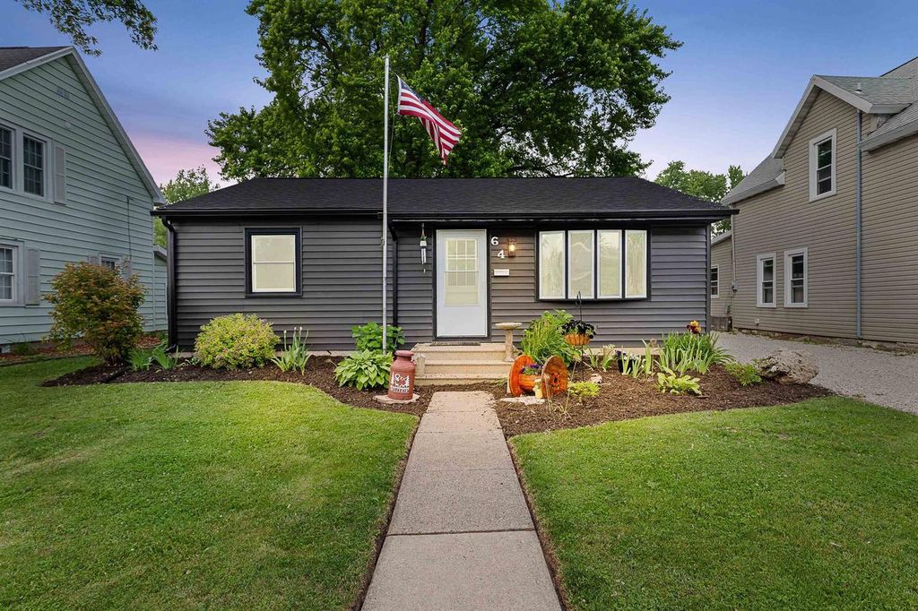 64 CENTER STREET, North Fond Du Lac, WI 54937