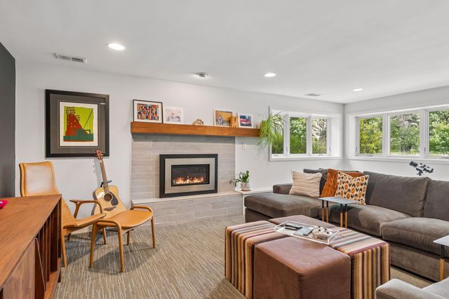 1435 Tyrol Trail, Golden Valley, MN 55416