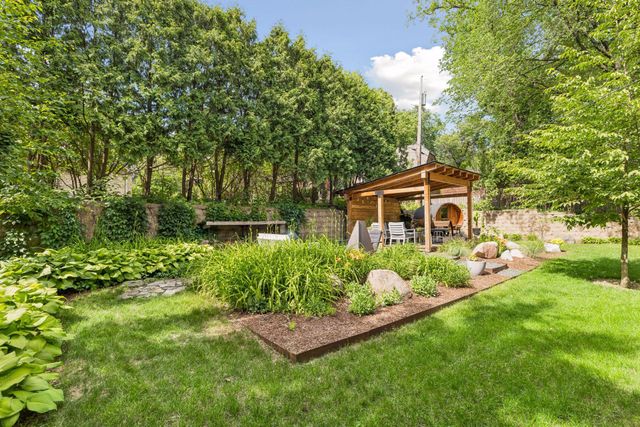 1435 Tyrol Trail, Golden Valley, MN 55416