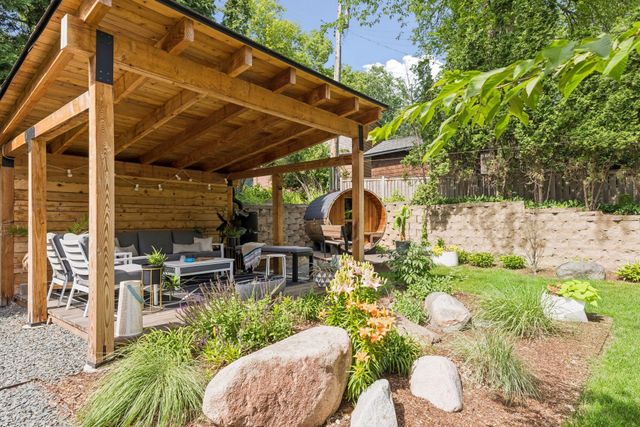 1435 Tyrol Trail, Golden Valley, MN 55416