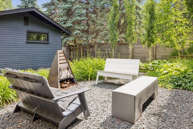 1435 Tyrol Trail, Golden Valley, MN 55416