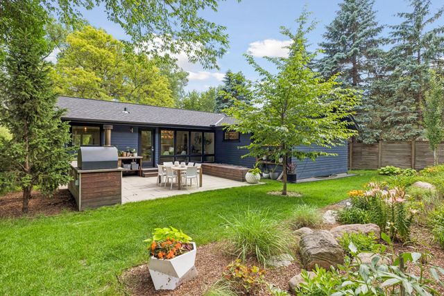 1435 Tyrol Trail, Golden Valley, MN 55416