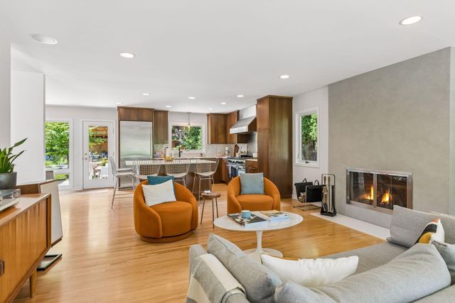 1435 Tyrol Trail, Golden Valley, MN 55416