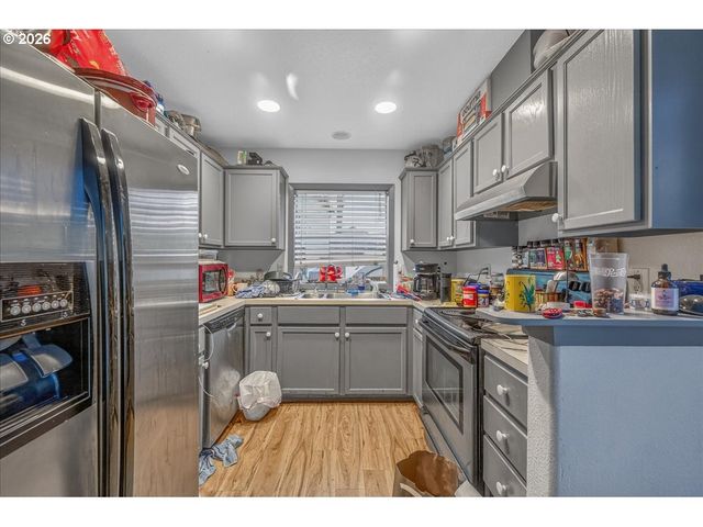 11905 Se SCHILLER St, Portland, OR 97266
