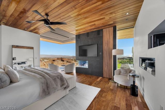 641 Dragon Peak Drive, Henderson, NV 89012