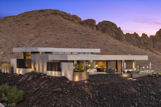 641 Dragon Peak Drive, Henderson, NV 89012