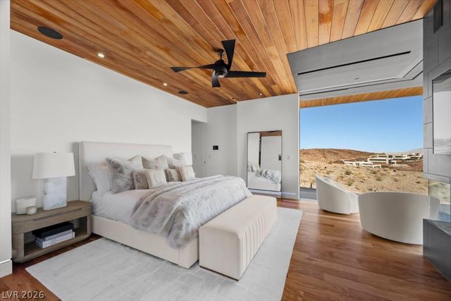 641 Dragon Peak Drive, Henderson, NV 89012