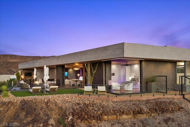 641 Dragon Peak Drive, Henderson, NV 89012