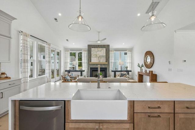 2062 Kings River Trail, Hollywood, SC 29449