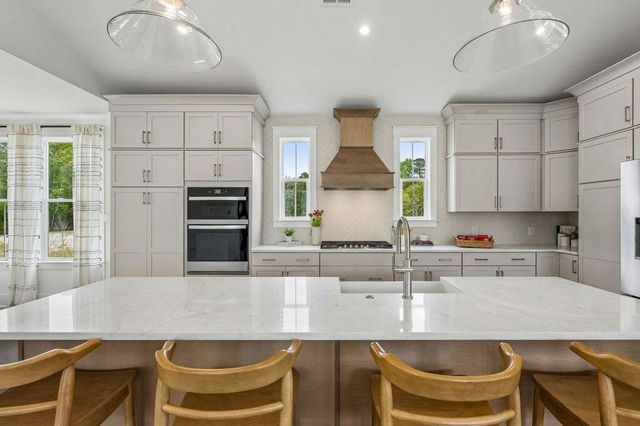 2062 Kings River Trail, Hollywood, SC 29449