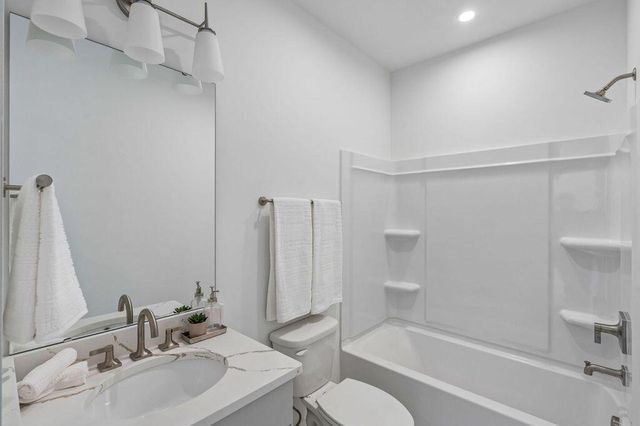 2062 Kings River Trail, Hollywood, SC 29449