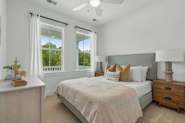 2062 Kings River Trail, Hollywood, SC 29449