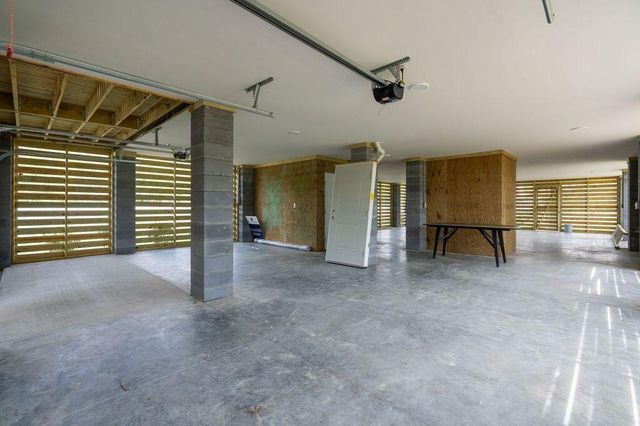 2062 Kings River Trail, Hollywood, SC 29449