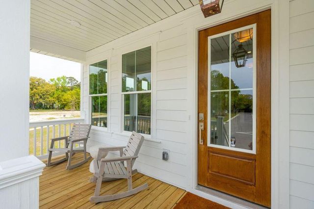 2062 Kings River Trail, Hollywood, SC 29449
