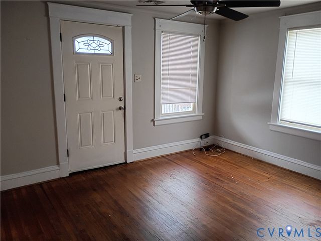 58 N New Ave, Highland Springs, VA 23075