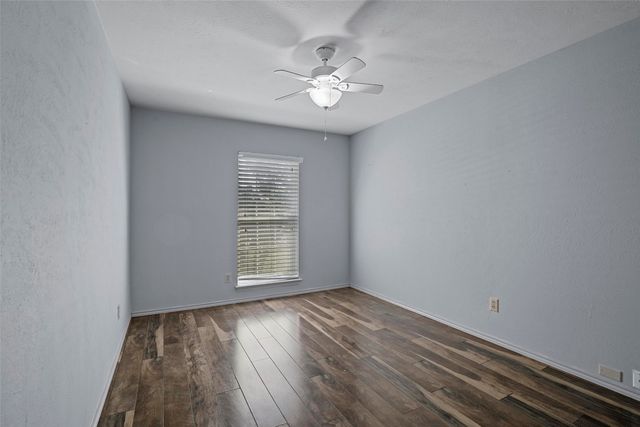 8401 Chesham Drive, Rowlett, TX 75088