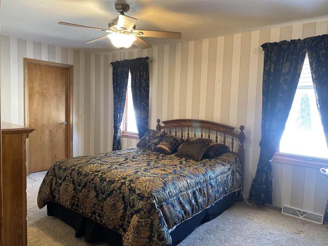 1710 EMERALD DRIVE, Green Bay, WI 54311