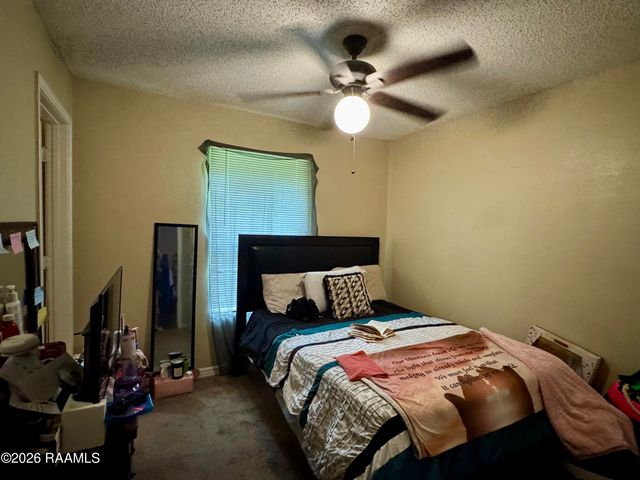 300 Cantal Drive, Lafayette, LA 70507