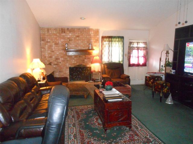 2811 Ashington Drive, Houston, TX 77067