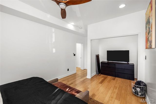 3449 Tennessee Avenue, St Louis, MO 63118