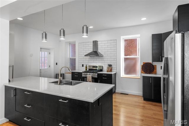 3449 Tennessee Avenue, St Louis, MO 63118
