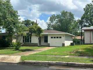 402 Pilgrim, San Antonio, TX 78213
