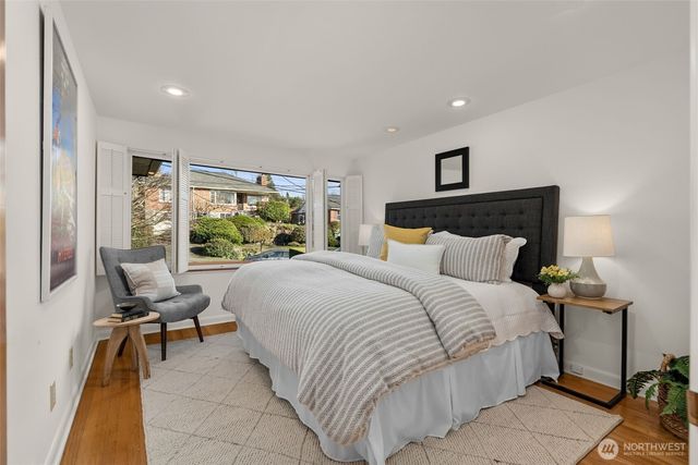 3635 43rd Avenue W, Seattle, WA 98199