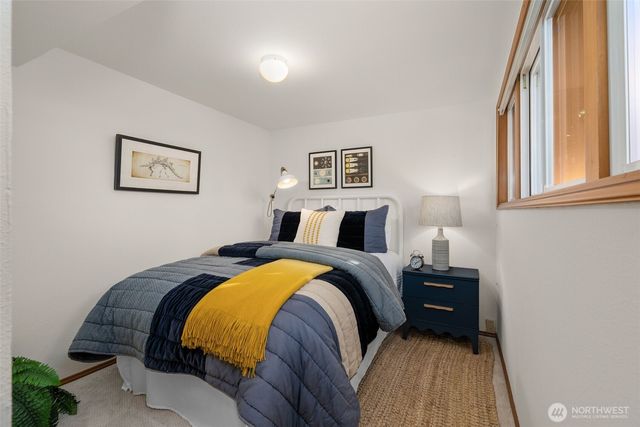 3635 43rd Avenue W, Seattle, WA 98199