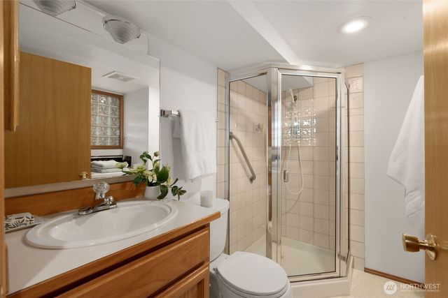 3635 43rd Avenue W, Seattle, WA 98199