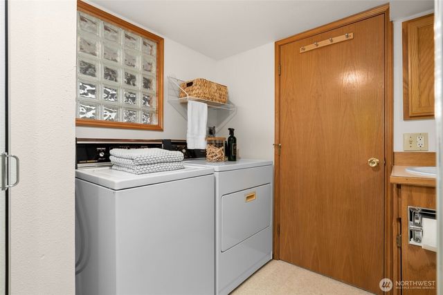 3635 43rd Avenue W, Seattle, WA 98199