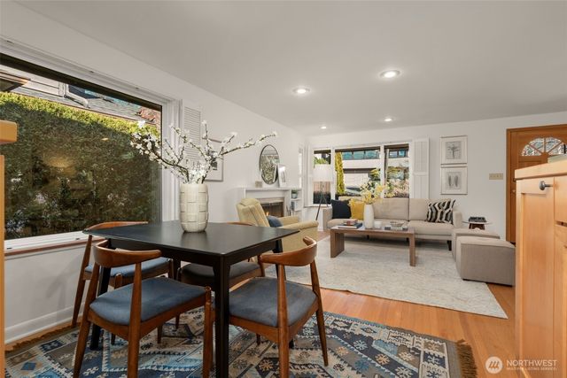 3635 43rd Avenue W, Seattle, WA 98199