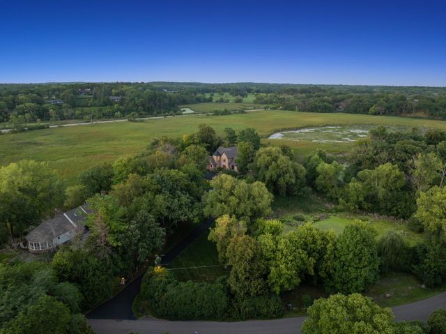 1070 Ferndale Road W, Wayzata, MN 55391