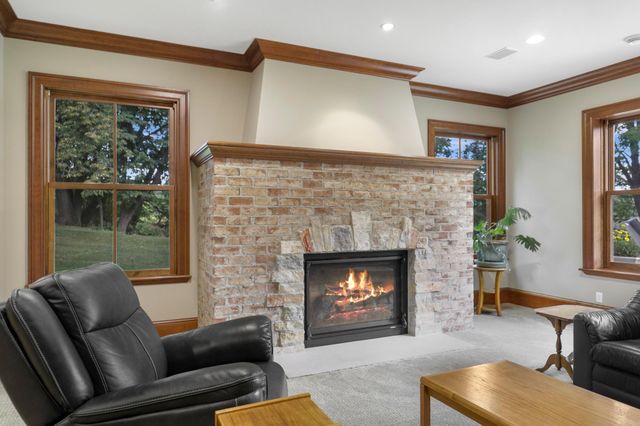 1070 Ferndale Road W, Wayzata, MN 55391