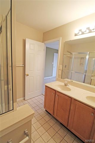 158 Bayhill Village Drive, O'fallon, MO 63368