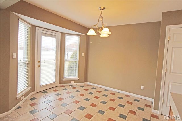 158 Bayhill Village Drive, O'fallon, MO 63368