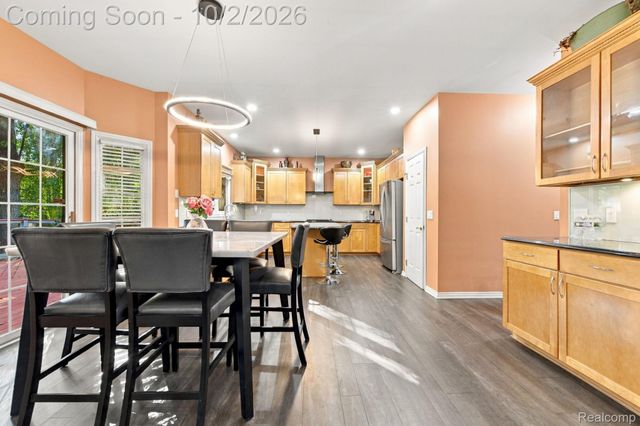 559 Trillium Drive, Troy, MI 48085