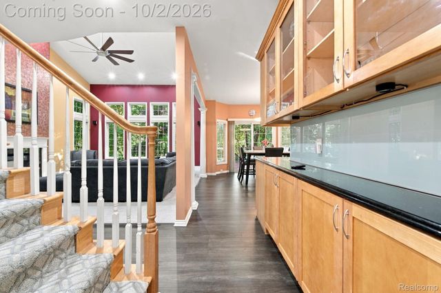 559 Trillium Drive, Troy, MI 48085