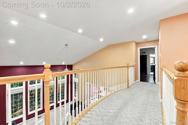 559 Trillium Drive, Troy, MI 48085