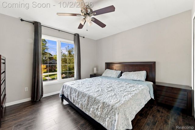559 Trillium Drive, Troy, MI 48085