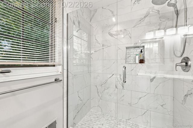 559 Trillium Drive, Troy, MI 48085
